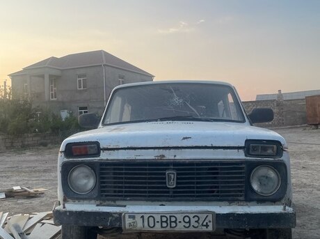 LADA (VAZ) Niva 1981