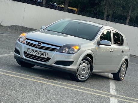 Opel Astra 2009