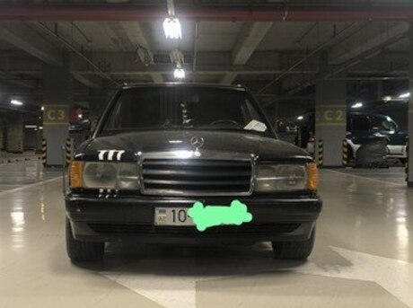 Mercedes 190