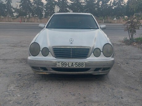 Mercedes E 270 2000