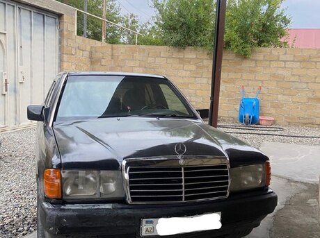 Mercedes 190