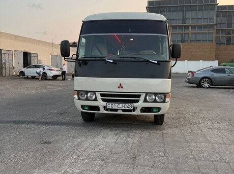 Mitsubishi Rosa 2009