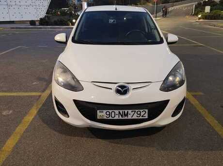 Mazda 2 2011