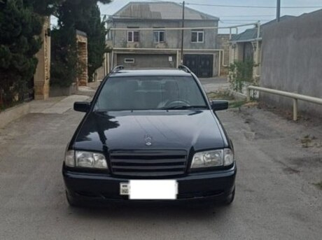 Mercedes C 180