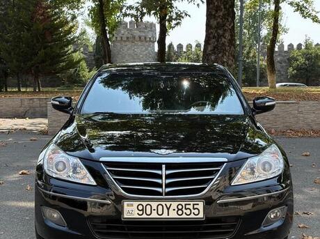 Hyundai Genesis 2012