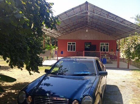 Mercedes E 200 1998