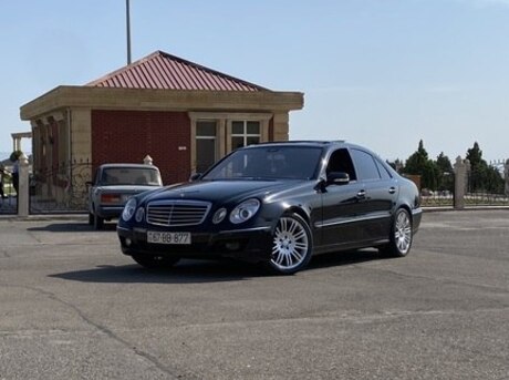 Mercedes E 280