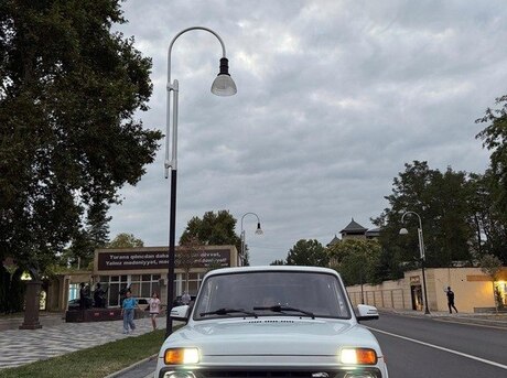 LADA (VAZ) Niva