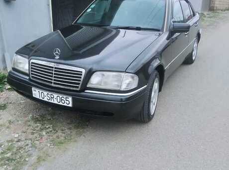 Mercedes C 200