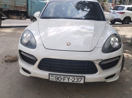 Porsche Cayenne Turbo 2010