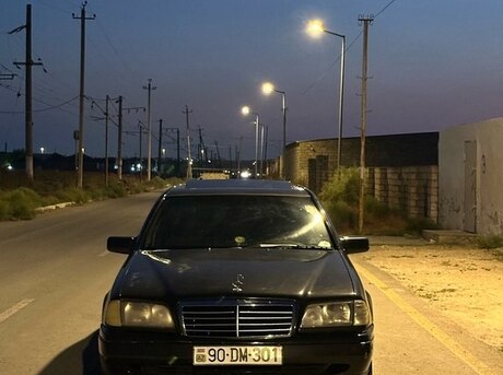 Mercedes C 230