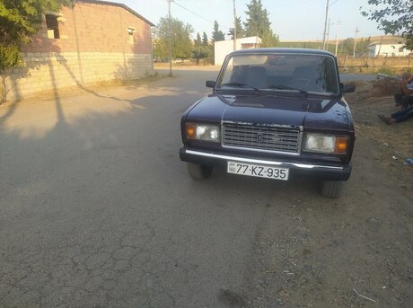 LADA (VAZ) 2107 2005