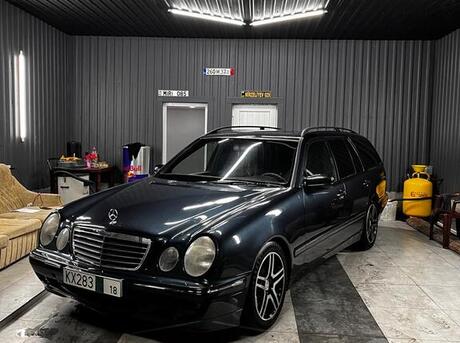 Mercedes E 270