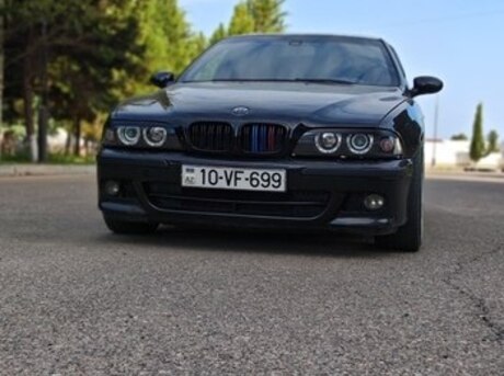 BMW 528