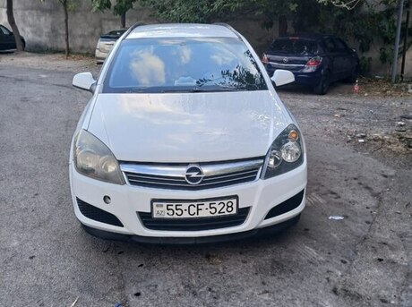Opel Astra 2010