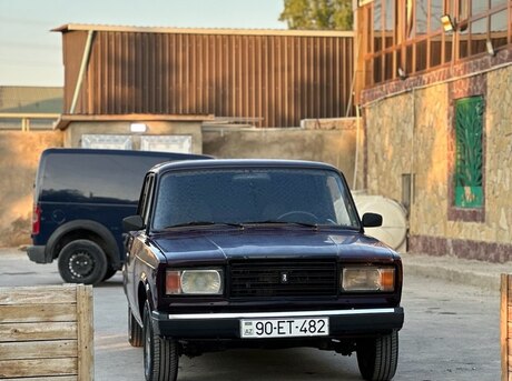 LADA (VAZ) 2107