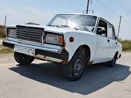LADA (VAZ) 2107