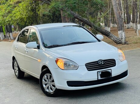 Hyundai Accent 2010