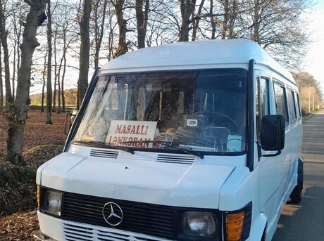 Mercedes 410 D 1990