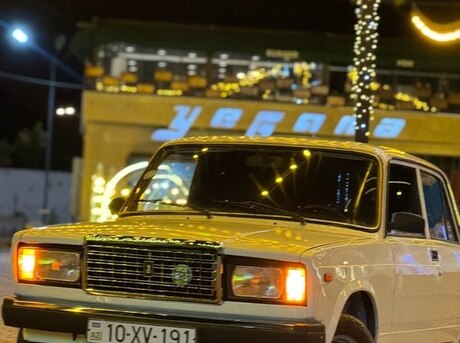 LADA (VAZ) 2107