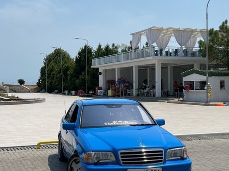 Mercedes C 220