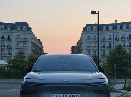 Toyota  2025