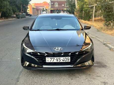 Hyundai Elantra 2021