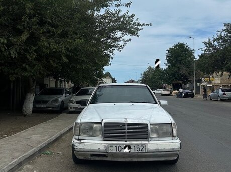 Mercedes E 200 1993