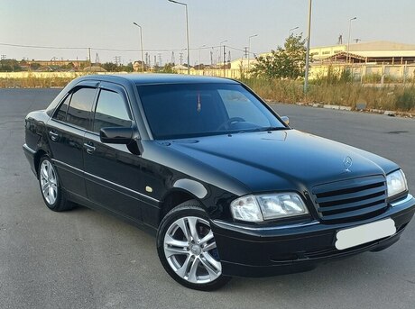 Mercedes C 240