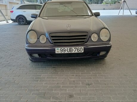 Mercedes E 270 2000