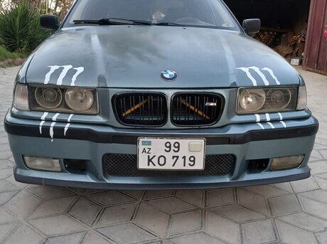 BMW 320 1994