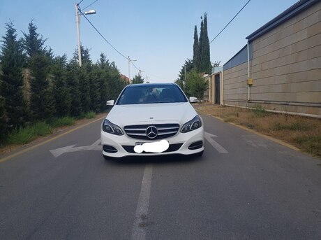 Mercedes E 220 2014