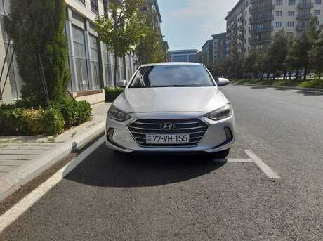 Hyundai Elantra 2016
