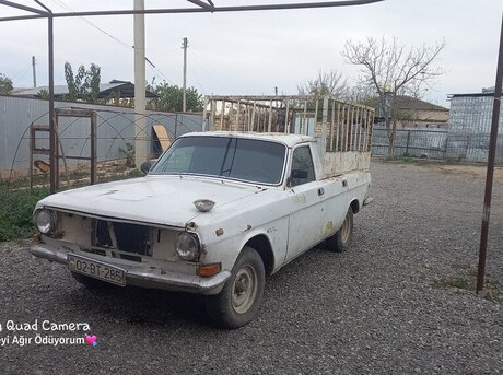 GAZ 24 1988