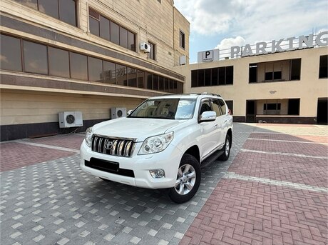 Toyota Land Cruiser Prado 2012