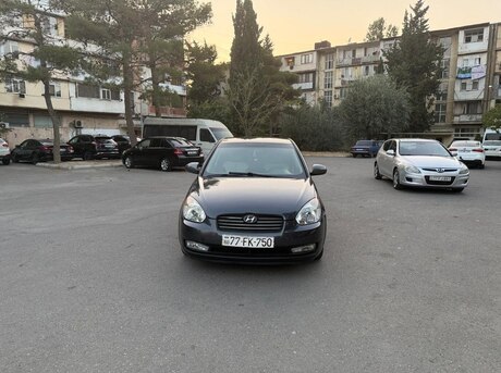 Hyundai Verna 2009
