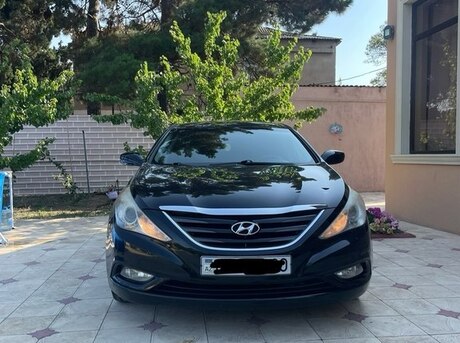Hyundai Sonata 2011