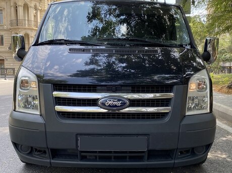 Ford Transit 2011