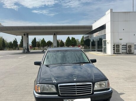 Mercedes C 230