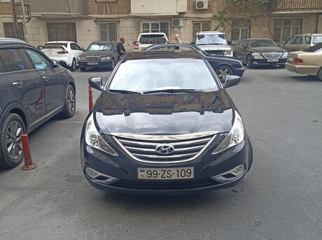 Hyundai Sonata 2012
