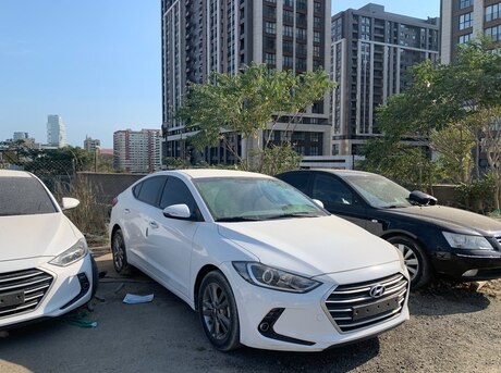 Hyundai Avante 2016
