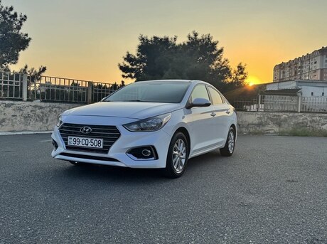 Hyundai Accent