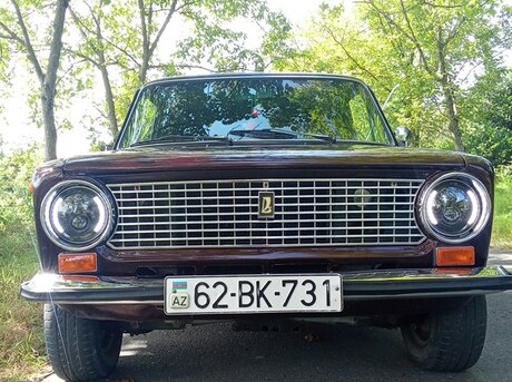 LADA (VAZ) 21011