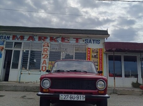LADA (VAZ) 21011
