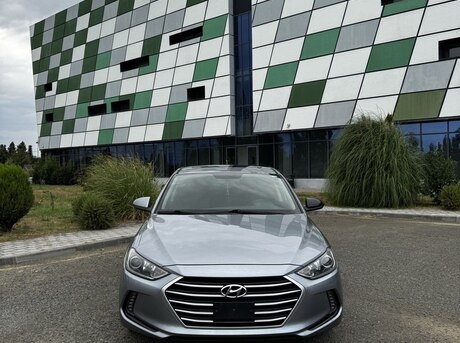 Hyundai Elantra 2017