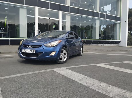 Hyundai Elantra 2013