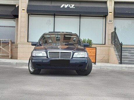 Mercedes C 250