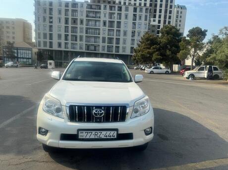 Toyota Land Cruiser Prado 2012