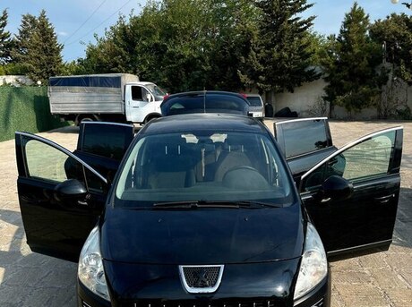 Peugeot 3008 2012