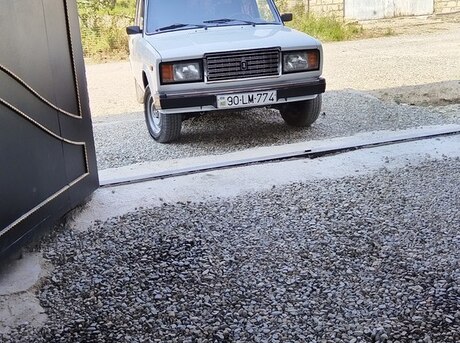 LADA (VAZ) 2107 2011